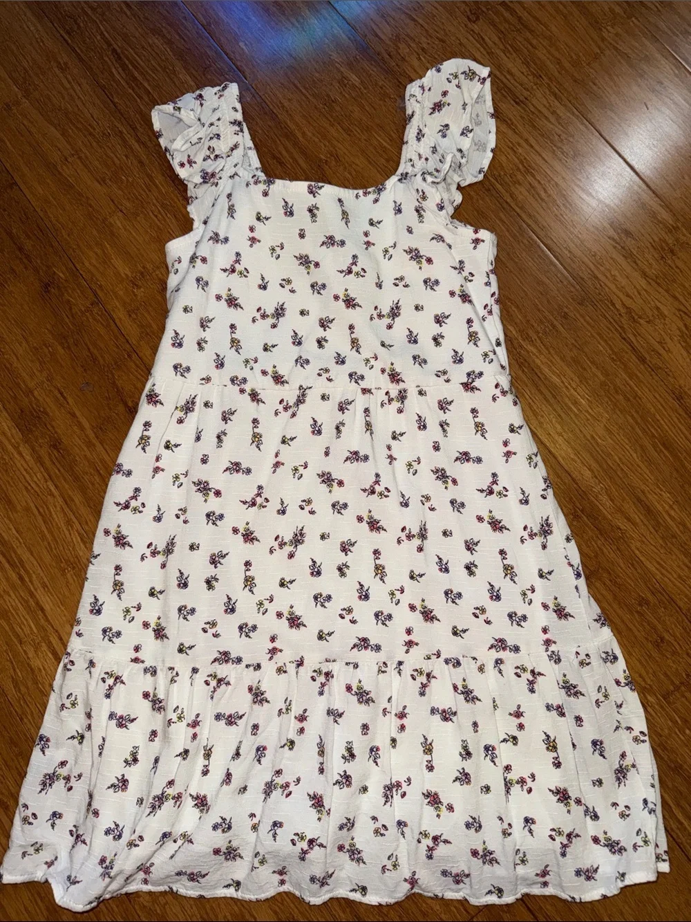Art Class Girls Smocked Ditsy Floral Sun Dress like new!